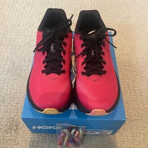 Hoka Rincon 3 - Size 6.5 - New